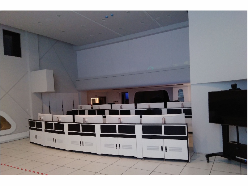 Console desk - South District Engineering Office, Highway Bureau